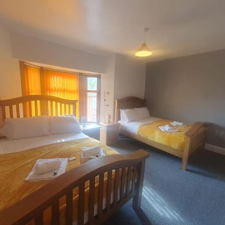 Guardian View Villa Abertillery Kültér fotó