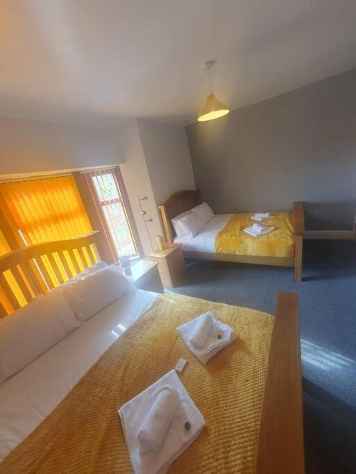 Guardian View Villa Abertillery Kültér fotó