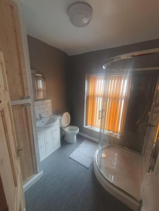 Guardian View Villa Abertillery Kültér fotó